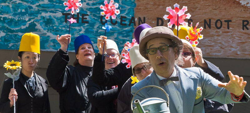 Moshe Cohen leading a Clowning workshop in Los Angeles